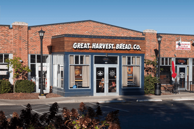 The exterior of a Great Harvest Bread Company in Buchanan, Michigan